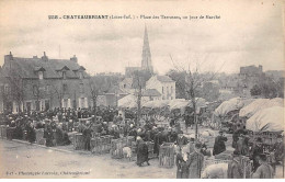 44 - CHATEAUBRIANT - SAN34585 - Place Des Terrasses, Un Jour De Marché - Châteaubriant