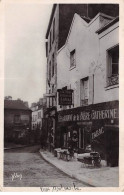 75018 - PARIS - SAN35777 - Le Restaurant De La Mère Catherine Et La Rue De Norvins - District 18