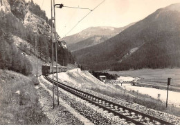 SUISSE - SAN58805 - CF Rhétiques - Voie Métrique - Ligne De L'Engadine Vers Madulain - CPSM 15x10 Cm - Autres & Non Classés