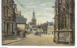 22 - DINAN    ( Cotes D'Armor  ) - La Place, L'Eglise Saint Sauveur Et La Tour De L'Horloge - Dinan