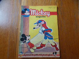 JOURNAL MICKEY BELGE N° 74  Du 07/03/1952 Avec  ALICE AU PAYS DES MERVEILLES + COVER MICKEY - Journal De Mickey