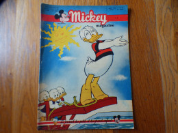 JOURNAL MICKEY BELGE N° 95 Du 01/08/1952  Avec PINOCCHIO   COVER DONALD - Journal De Mickey