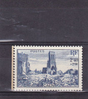 Y&T N° 746 ** - Unused Stamps