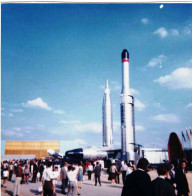 Photo Originale- 1965 - LE BOURGET - Fete De L'aviation - Missile Balistique Intercontinental TITAN II De L'US AIR FORCE - Luftfahrt