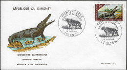 Dahomey 1968 Y&T 271 Sur FDC. Crocodile, Crocodilus Cataphractus, Son Repas En Oblitération, Buffle. Réserve Pendjari - Autres & Non Classés