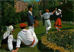 Folklore - Danses - Pays Basques - CPM - Voir Scans Recto-Verso - Bailes