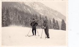 Altes Foto Vintage. 2 Frau Im Schnee. (  B10  ) - Anonyme Personen