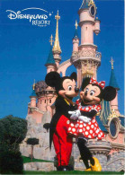 Parc D'Attractions - Euro Disney Paris Devenu Disneyland Paris - Mickey Et Minnie Devant Le Château De La Belle Au Bois  - Disneyland