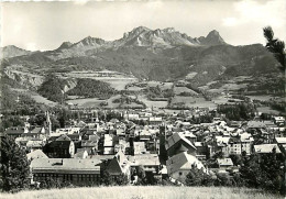 04 - Barcelonnette - Vue Générale - Mention Photographie Véritable - Carte Dentelée - CPSM Grand Format - Carte Neuve -  - Barcelonnetta