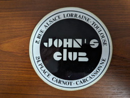 AUTOCOLLANT JOHN’S CLUB – RESTAURANT - TOULOUSE 31 HAUTE-GARONNE - TENNIS JOHN McENROE - Stickers