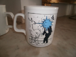 Hergé. Le Capitaine Haddock Crache Sur Un Lama. RARE MUG PUB PLANTA, Le Lombard 1980 - Altri & Non Classificati