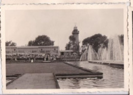 3 Photos De Particulier 1955  Allemagne Essen  Divers Vues A Situer Et Identifier   Réf 29724 - Lieux