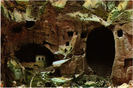 CPM AK Nevsehir Le Village Troglodyte De Zelve TURKEY (1403152) - Turchia