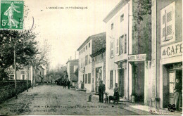 CPA.07.ARDECHE.CHARMES.LA GRAND'ROUTE DANS LE VILLAGE. - Altri & Non Classificati