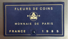 Coffret Série De Pièces Françaises Fleurs De Coins 1985, De 1 Centime à 100 Frs - Commemoratives