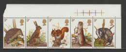 Great Britain 1977 British Wildlife Strip Of 5 With Selvage MNH ** - Nuovi