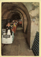 51. REIMS – Champagne PIPER-HEIDSIECK / Caves / Visite En Train (animée)(voir Scan Recto/verso) - Reims