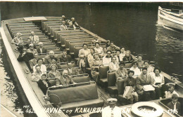 210424 - CARTE PHOTO DANEMARK DENMARK - HAVNE Og KANALRUNDFARTEN 1956 - Bateau Touriste - Denmark