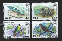 1979-Fiji (MNH=**) Serie 4 Valori WWF Uccelli Rana Camaleonte - Fiji (1970-...)