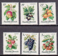 1966-Austria (MNH=**) S.6v."Frutta"catalogo Unificato Euro 2,20 - Altri & Non Classificati