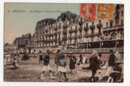 CABOURG * CALVADOS * LA PLAGE A L'HEURE DU BAIN * CABINES * Carte N° 8 Colorisée * édit. Roger - Cabourg