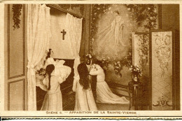 CPA - LISIEUX - SAINTE-THERESE -  SCENE 6 - APPARITION DE LA SAINTE-VIERGE - Santos