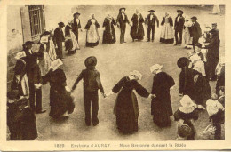 CPA - ENVIRONS D'AURAY - NONCE BRETONNE DANSANT LA RIDEE - Dances