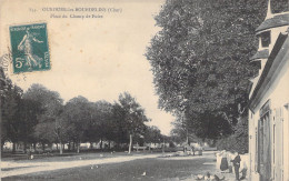 FRANCE - Ourouer Les Bourdelins - Place Du Champ De Foire - Carte Postale Ancienne - Altri & Non Classificati