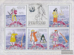 Guinea-Bissau 4498-4502 Sheetlet (complete. Issue) Unmounted Mint / Never Hinged 2009 Pirates And Vessels - Guinée-Bissau