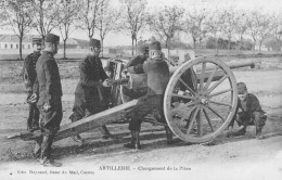 CPA-CASTRES* Caserne * Artillerie* Le Canon- Chargement De La Pièce* Edit. Raynaud; Bazar Du Mail *écrite En 1910 *TOP - Castres