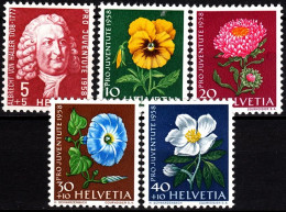 SWITZERLAND 1958 FLORA Plants: Flowers. Pro Juventute. Complete Set, MVLH - Autres & Non Classés