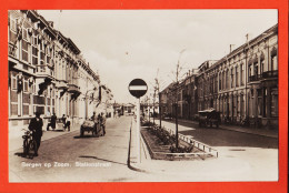 07592 ● BERGEN Op ZOOM Nederland Noord-Brabant Stationstraat Verkeersbord: Verboden Richting 1935s à Wilma SUPAK  - Bergen Op Zoom