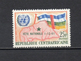 CENTRAFRIQUE N° 17  NEUF SANS CHARNIERE COTE 2.50€    NATIONS UNIES  SURCHARGE - República Centroafricana