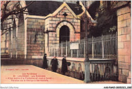 AABP6-65-0520 - LOURDES - Les Robinets - Allez Boire A La Fontaine Et Vous Y Laver - Lourdes