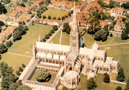 73942286 Salisbury___Wiltshire_UK Cathedral Cloisters Chapter House Aerial View - Andere & Zonder Classificatie