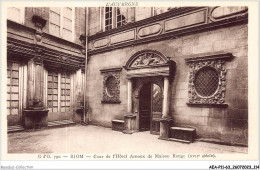 AEAP11-63-1046 - RIOM - Cour De L'hotel Arnoux De Maison Rouge - Riom