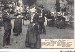 AEEP6-63-0486 - En AUVERGNE - La Bourrée - Présentation Des Dames - Auvergne Types D'Auvergne