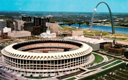 73881136 St Louis Missouri MO USA Civic Center And Gateway Arch Aerial View  - Autres & Non Classés