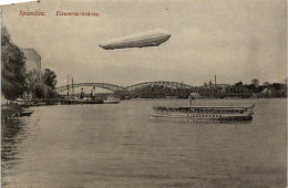 Zeppelin über Berlin Spandau - Airships