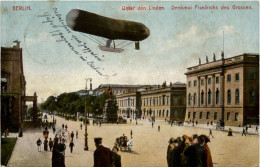 Zeppelin über Berlin - Dirigeables