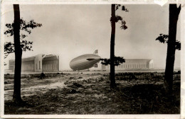 Luftschiff Landet Auf Dem Luftschiffhafen Rhein Ḿain - Sonderstempel - Zeppeline