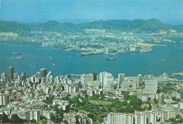 CHINA - HONG KONG - HONG KONG WITH A VIEW OF THE BOTANICAL GARDEN IN THE FOREGROUND - ED. SHECK WA TONG - 1968 - China (Hongkong)