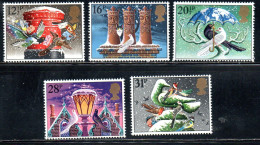 GREAT BRITAIN GRAN BRETAGNA 1983 CHRISTMAS NATALE NOEL WEIHNACHTEN NAVIDAD NATAL COMPLETE SET  SERIE COMPLETA MNH - Nuovi