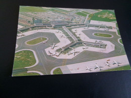 AEROPORT INTERNATIONAL D'AMSTERDAM...HOLLANDE-PAYS-BAS (pv 1.65 Euros) - Aerodrome