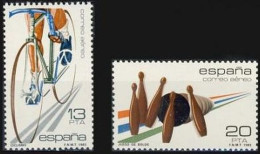 España 1983 Edifil 2695/6 Sellos ** Deportes Ciclismo Bicicleta De Carreras En Carretera Y Vista Parcial Del Ciclista Y - Neufs