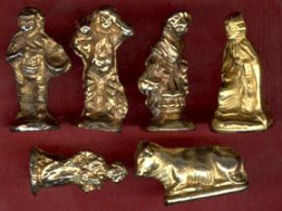 ** LOT  6  FIGURINES ** - Santini