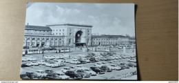 GARE DE MANNHEIM DES DIZAINES D'ANCIENNES VOITURES ET TRAMS - PKW