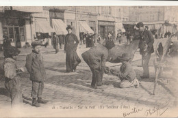 13 MARSEILLE  SUR LE PORT TONDEUR D'ANES - Joliette, Port Area