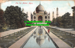 R481581 Agra. The Taj Mahal. Postcard - Mundo