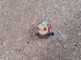 Pin's Total Obelix - Kraftstoffe